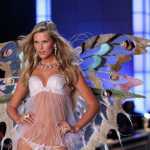 Toni Garrn Toni Garrn